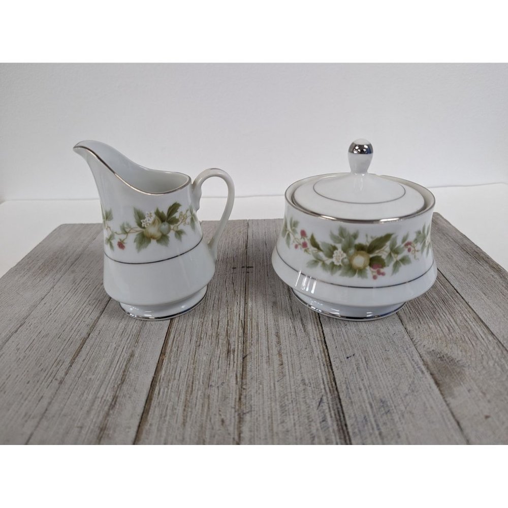 Vintage Set Premiere Pickwick Pink & White Floral Creamer & Sugar Bowl w/ Lid